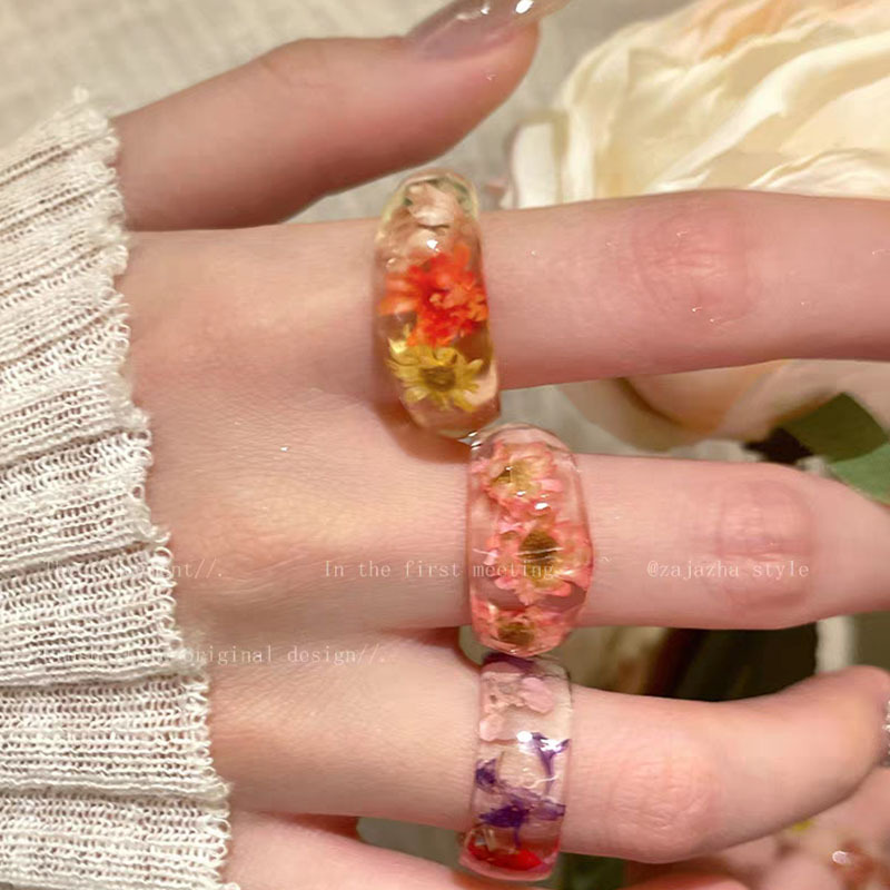خاتم أكريليك ريترو بتصميم زهرة - مراجعة Dried Flower Bulk وسعره